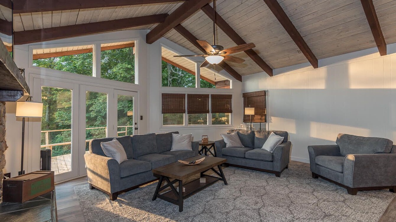 Photo of Livingroom in Roaring Gap
