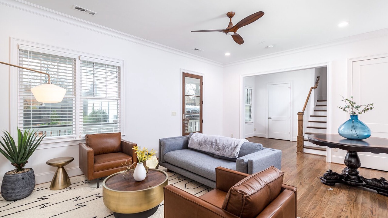 Photo of Livingroom in Oakhurst