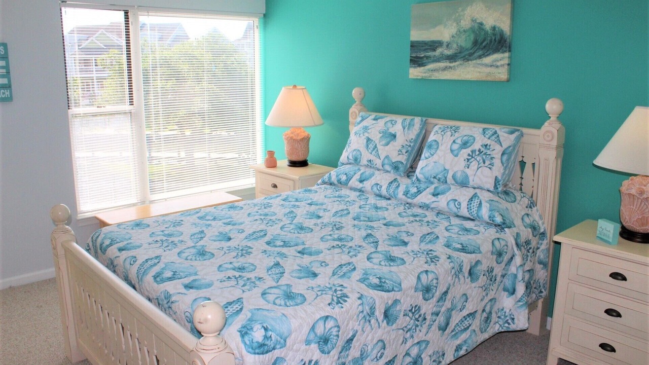Photo of Bedroom in Manteo
