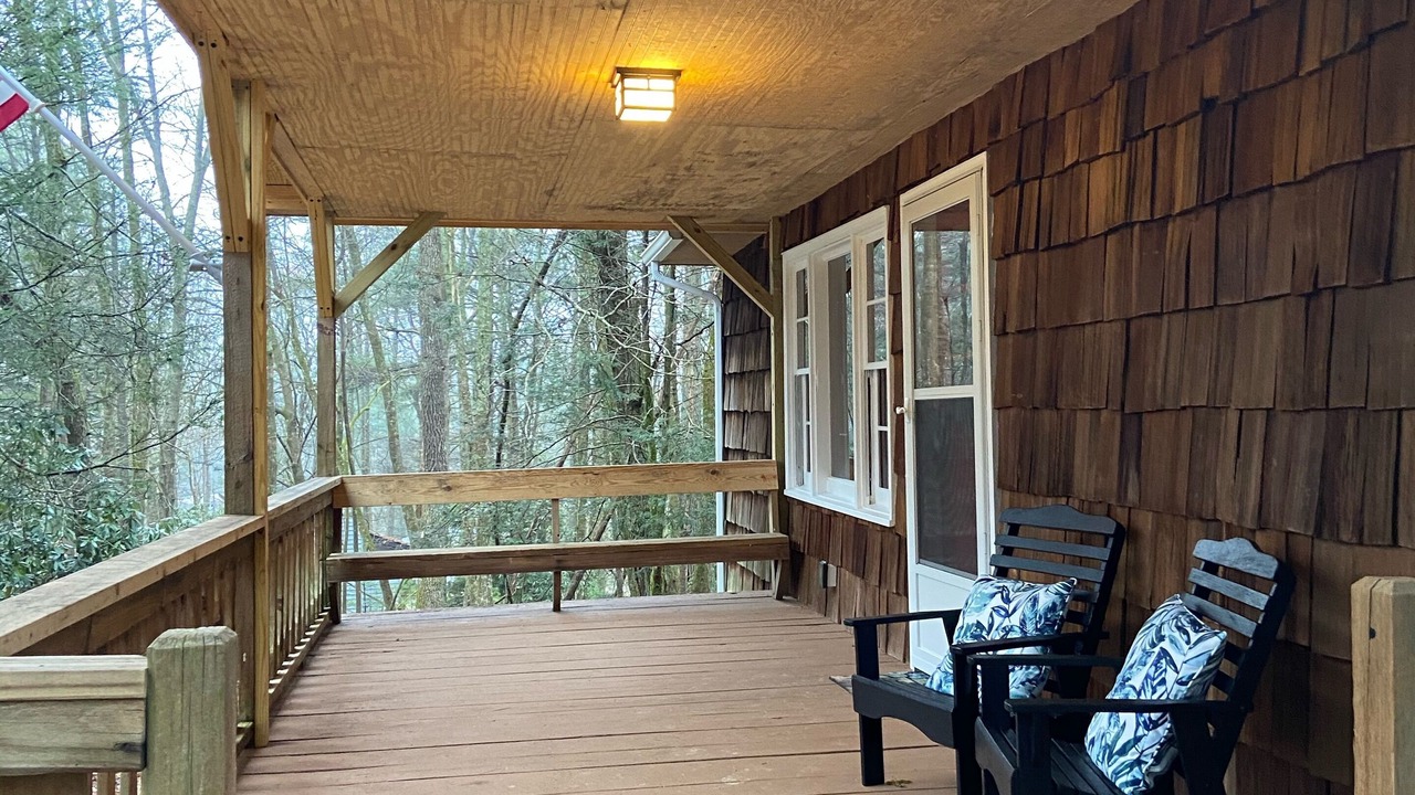 Photo of Patio Balcony in Roaring Gap