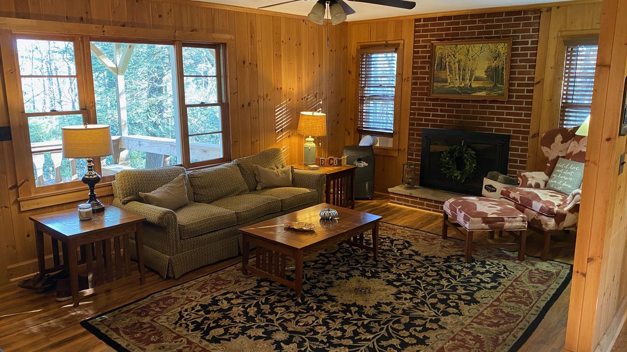 Photo of Livingroom in Roaring Gap