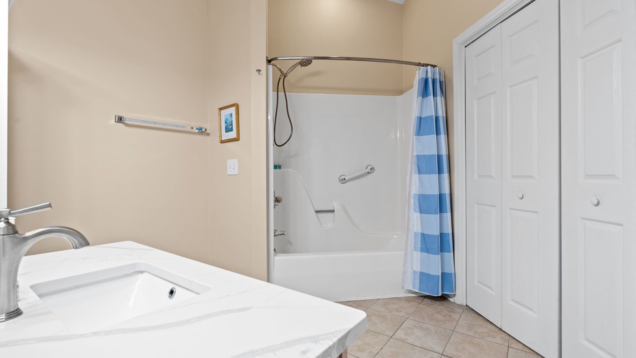 Photo of Bathroom in Sea Trail