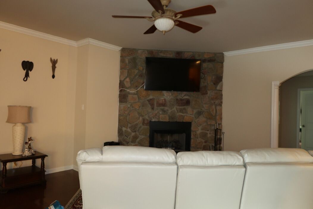 Photo of Livingroom in Paw Creek
