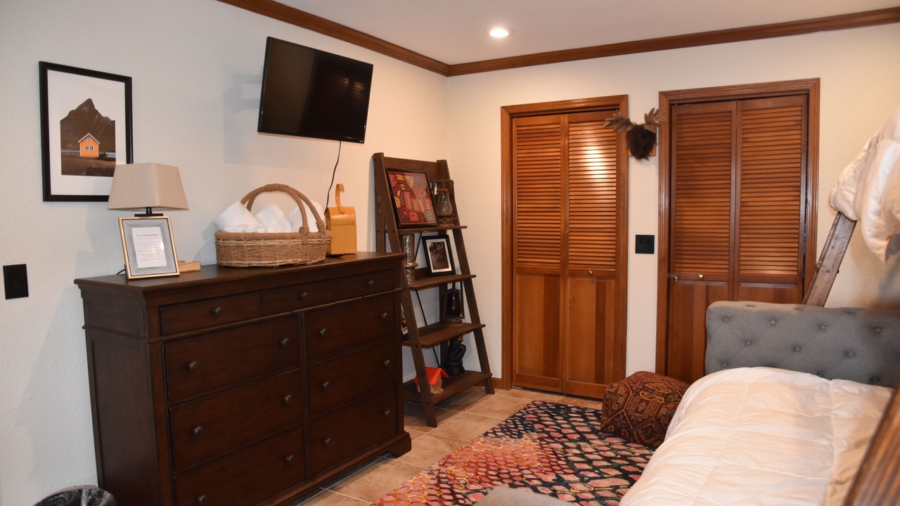 Photo of Bedroom in Cullowhee
