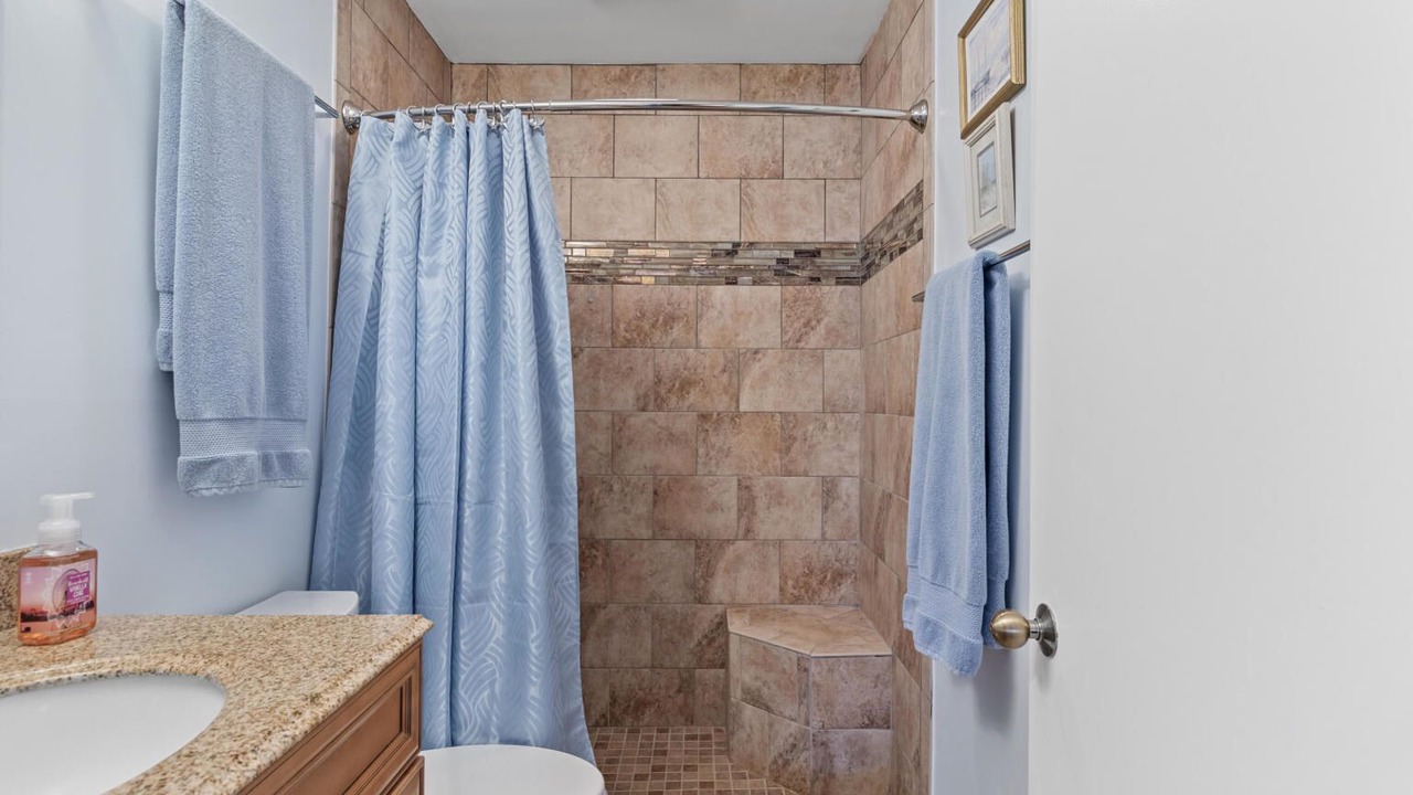 Photo of Bathroom in Pine Knoll Shores