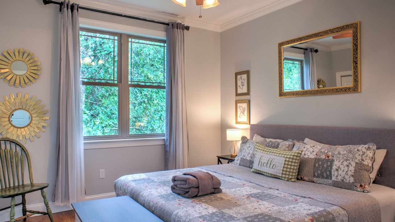 Photo of Bedroom in Alexander