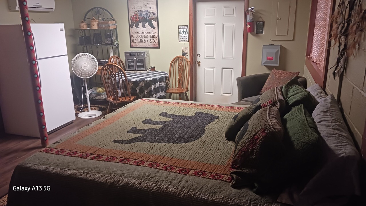 Photo of Bedroom in Newland