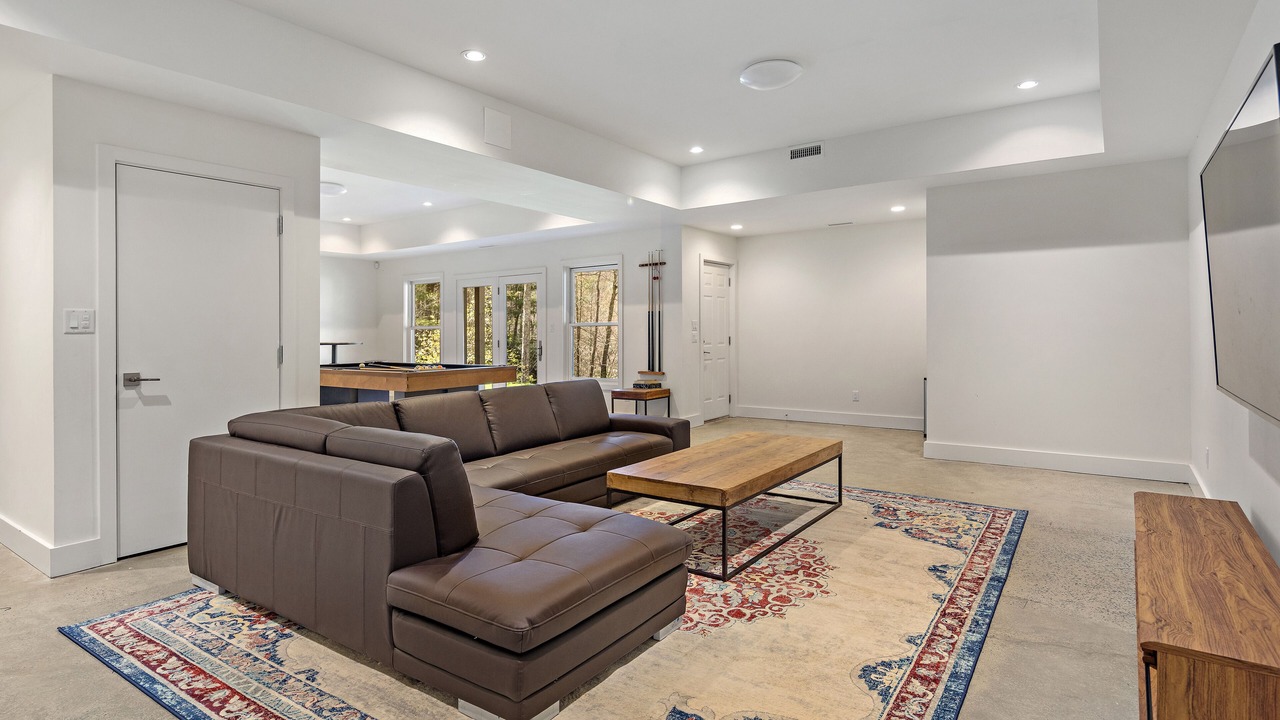 Photo of Livingroom in Fairview