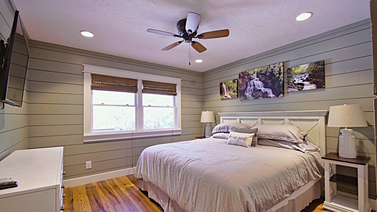Photo of Bedroom in Cullowhee
