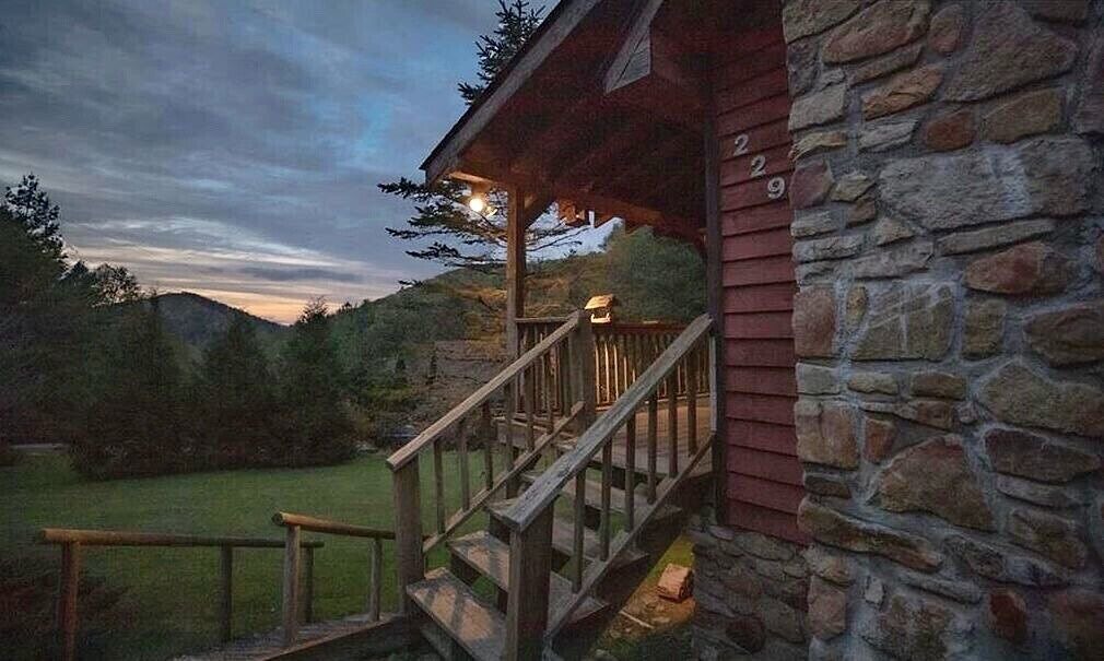 Photo of Others in Blowing Rock