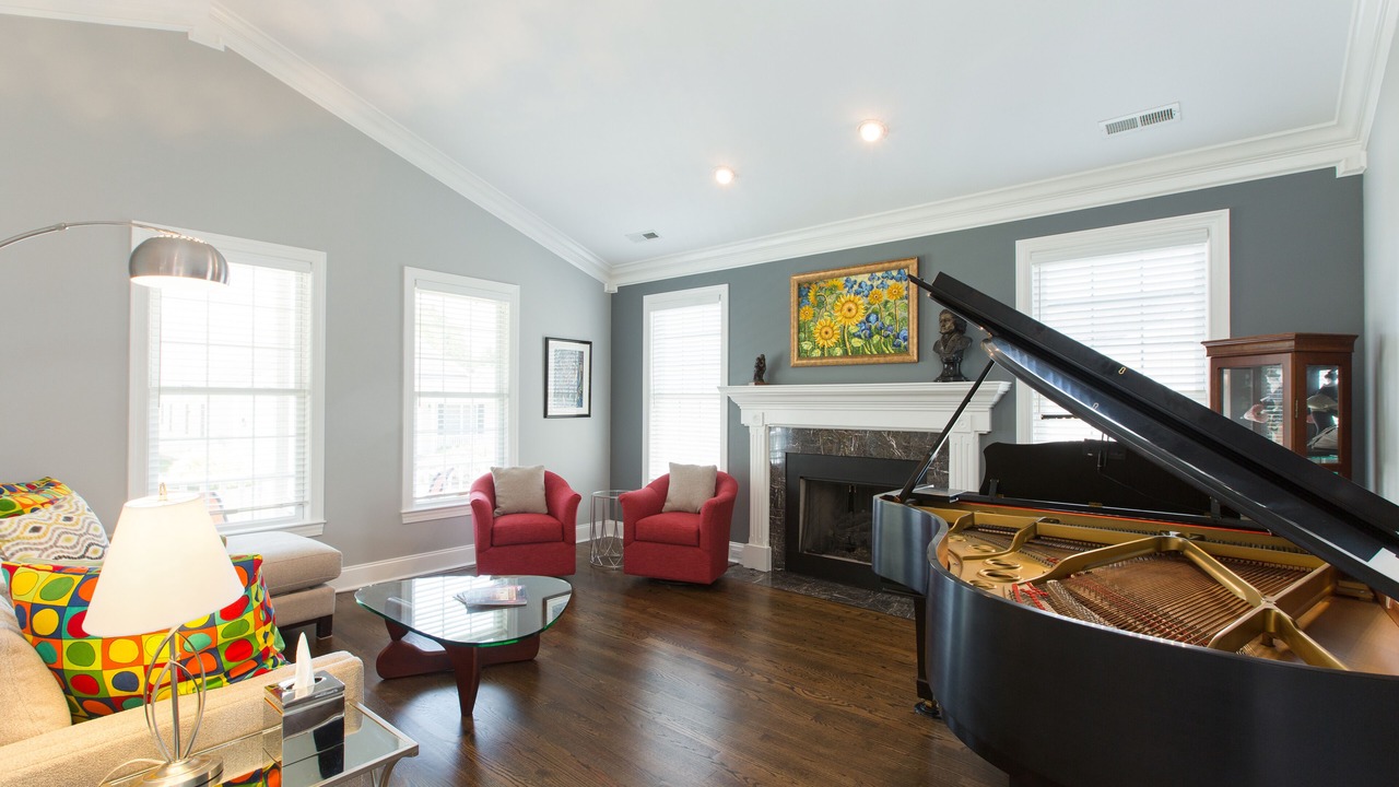 Photo of Livingroom in Asheville