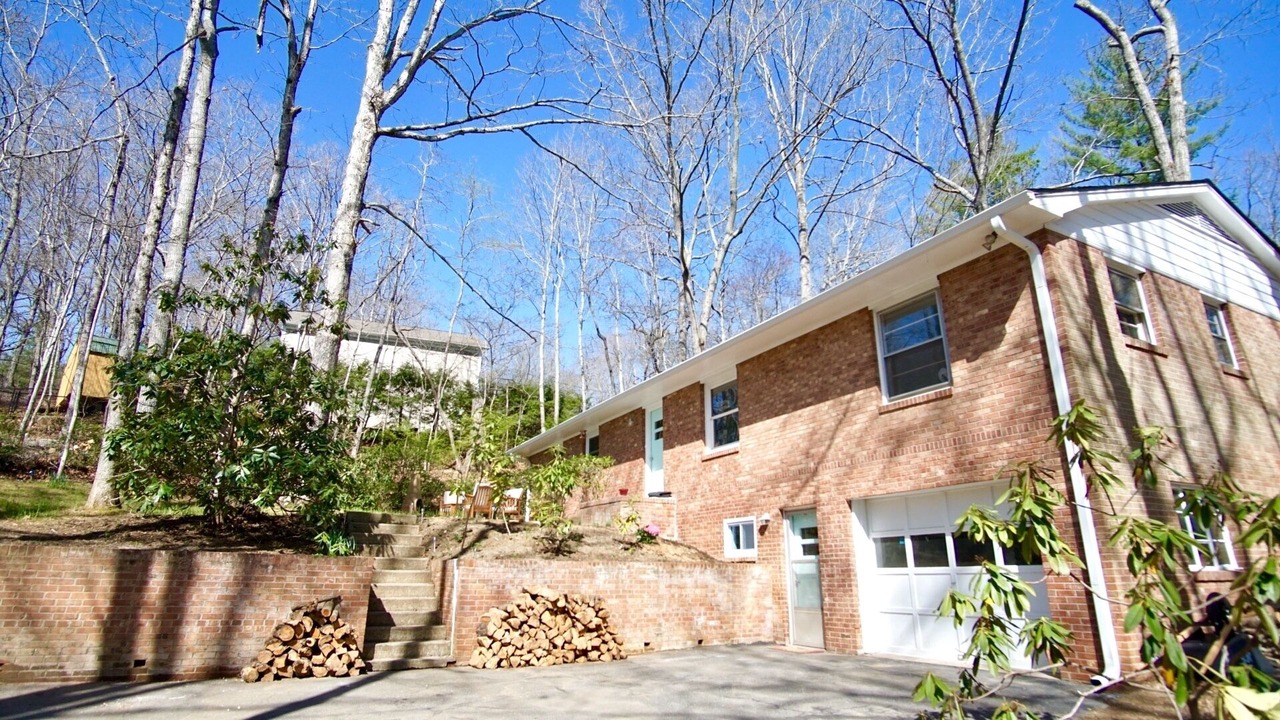 Photo of Outdoor in Black Mountain