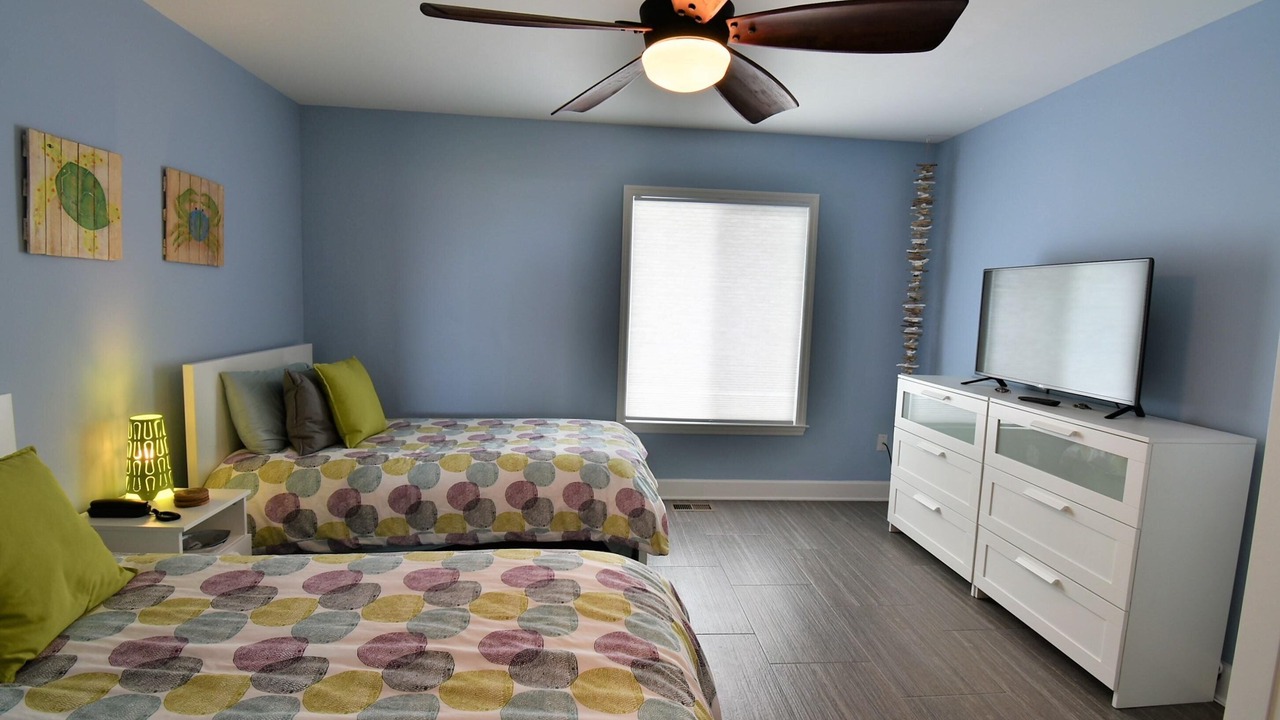 Photo of Bedroom in Oceanmarsh Subdivision