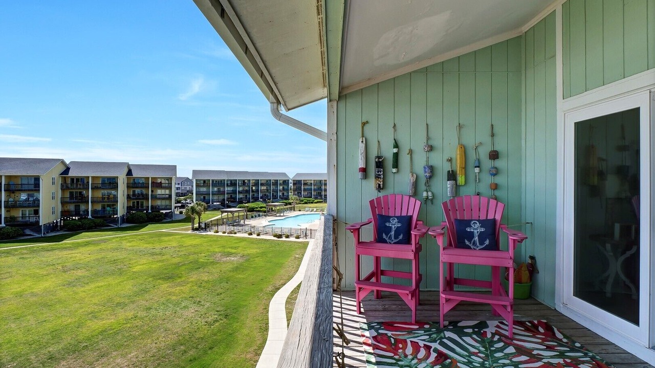 Photo of Patio Balcony in Surf City