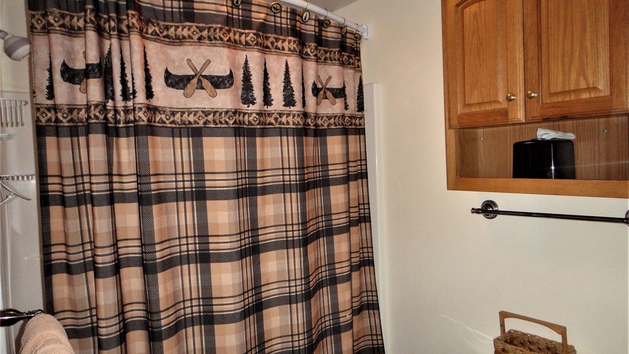 Photo of Bathroom in Lake Junaluska