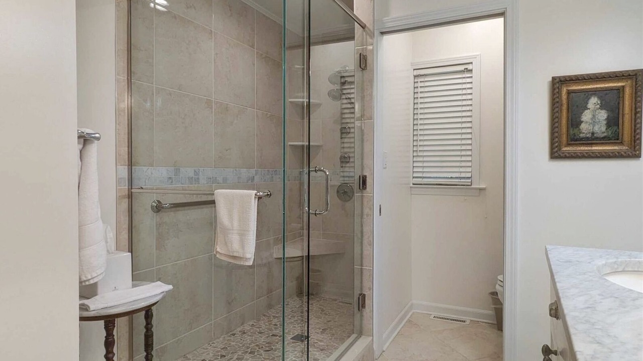 Photo of Bathroom in Lake Junaluska