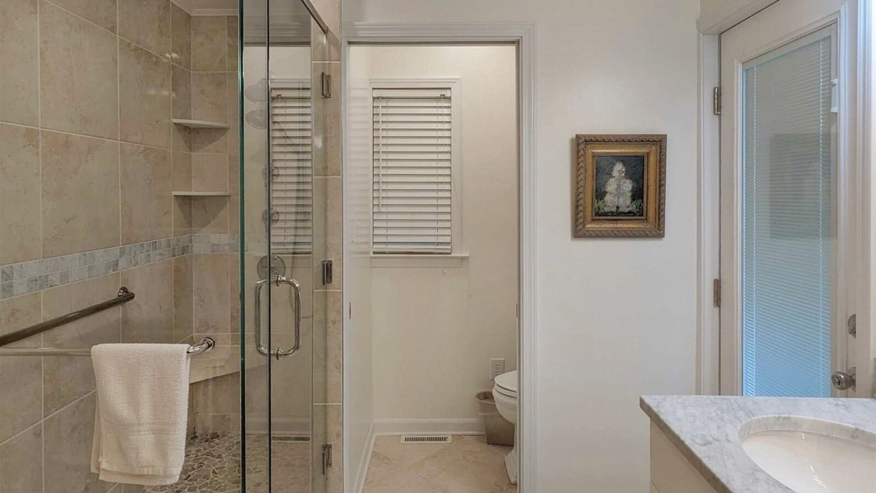 Photo of Bathroom in Lake Junaluska