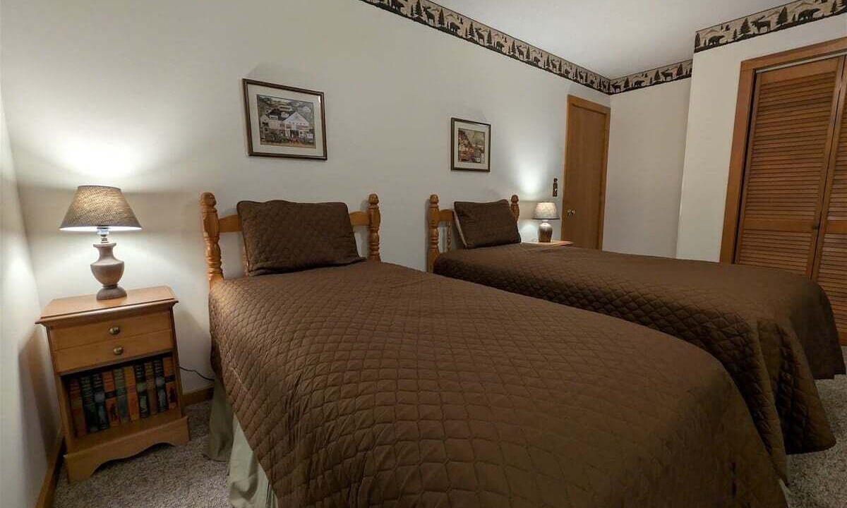 Photo of Bedroom in Lake Junaluska