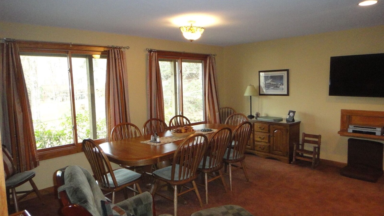 Photo of Bedroom in Lake Junaluska