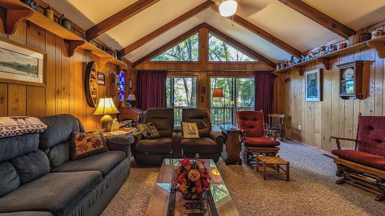 Photo of Livingroom in Lake Junaluska