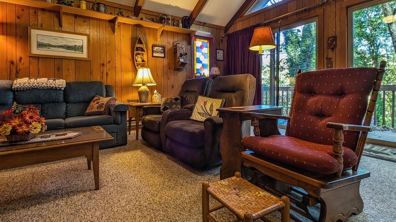 Photo of Livingroom in Lake Junaluska