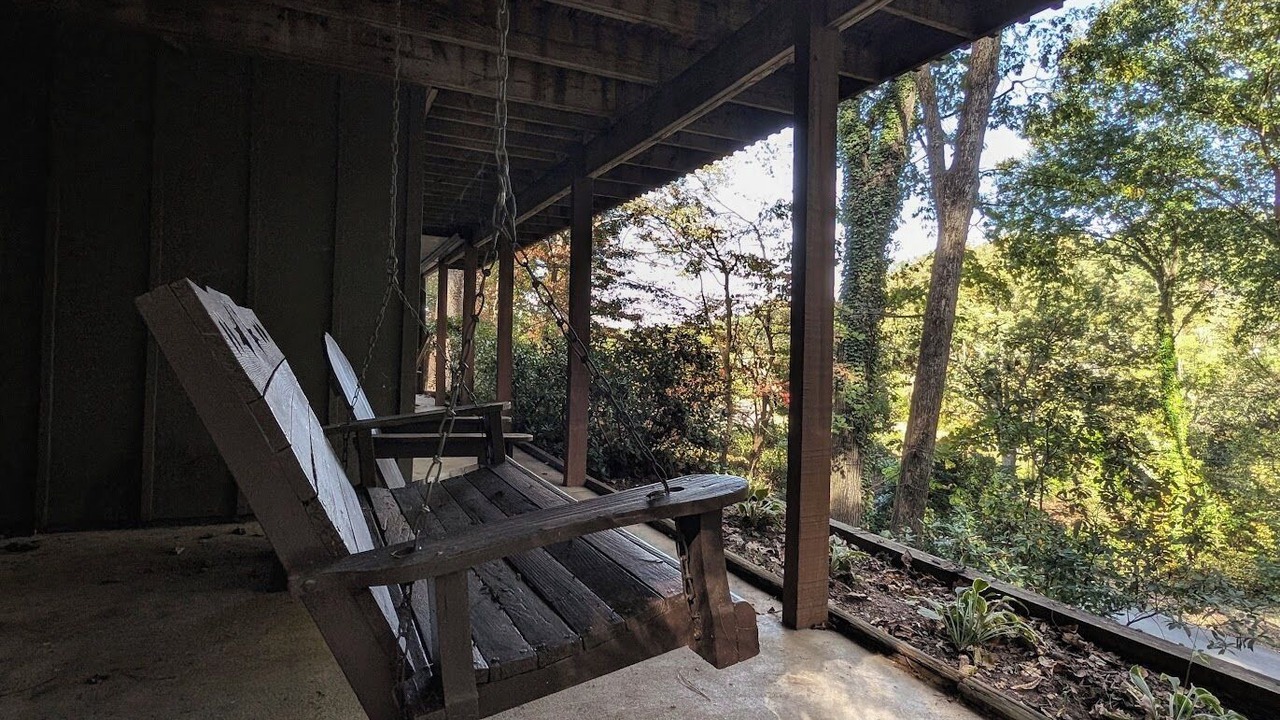 Photo of Patio Balcony in Lake Junaluska