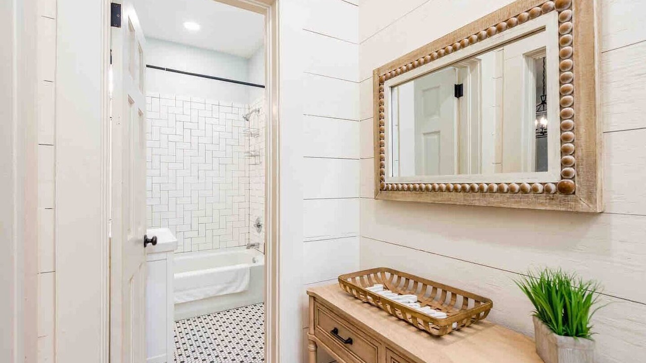 Photo of Bathroom in Flat Rock