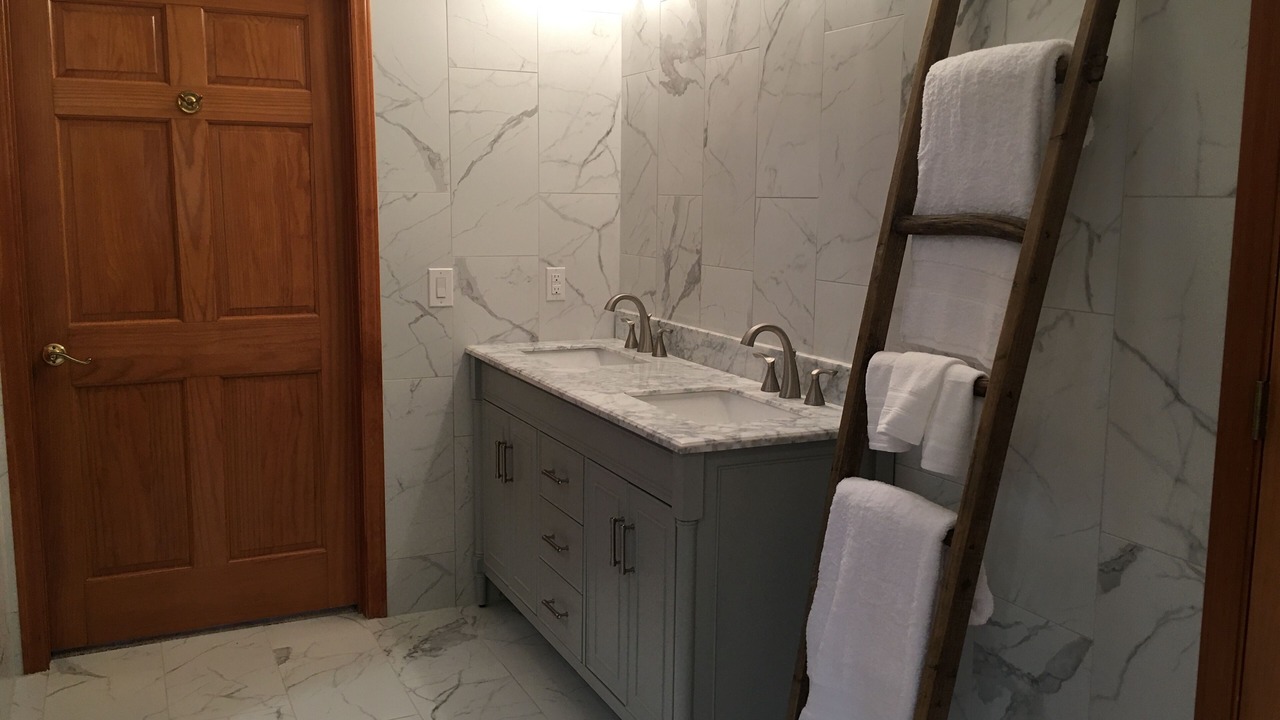 Photo of Bathroom in Sapphire