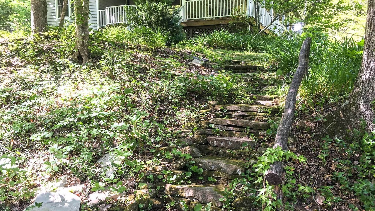 Photo of Outdoor in Gerton