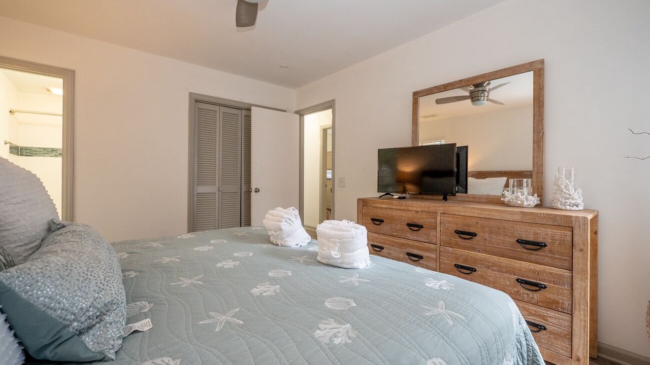 Photo of Bedroom in Lawton Woods