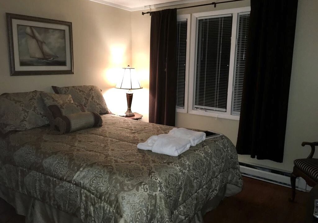 Photo of Bedroom in Seven Devils
