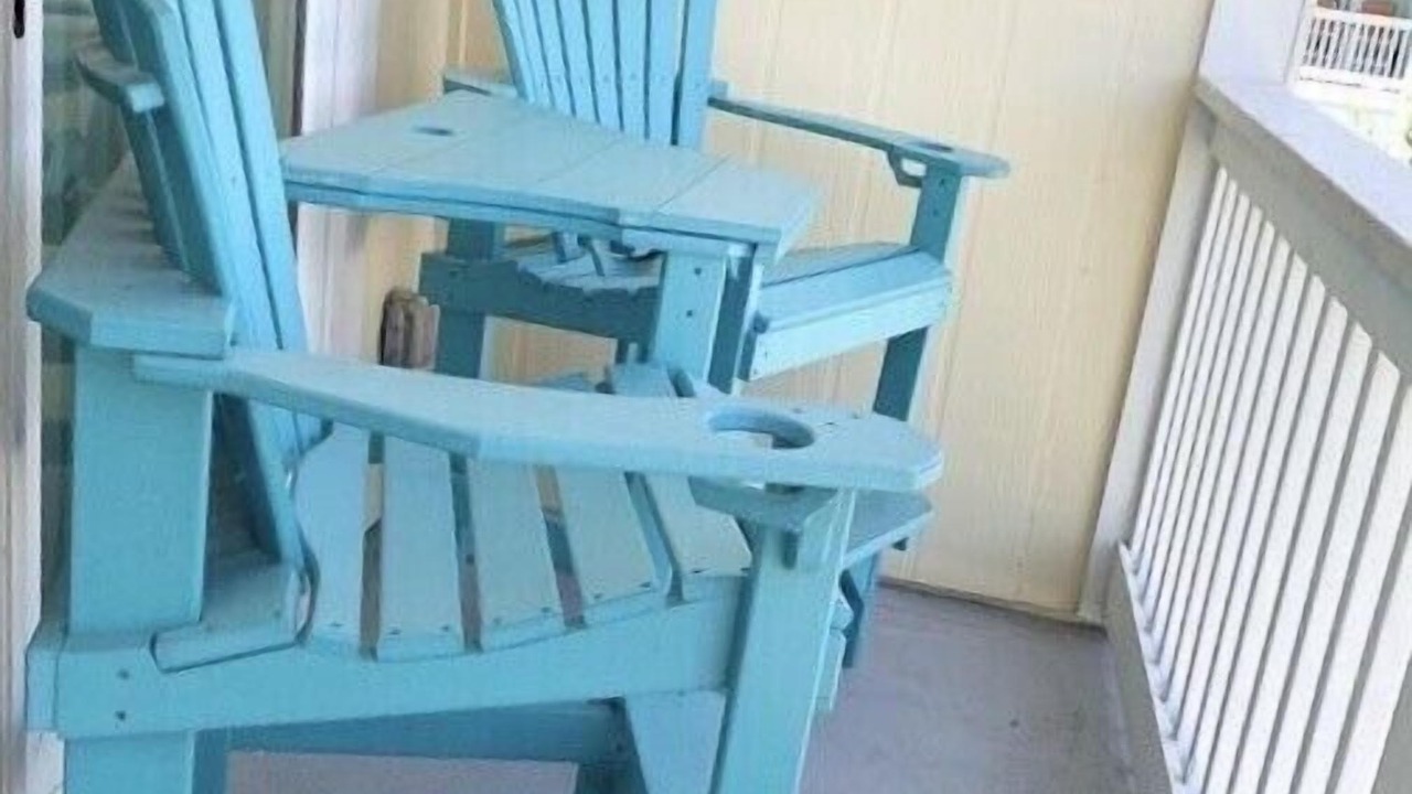 Photo of Patio Balcony in Emerald Isle