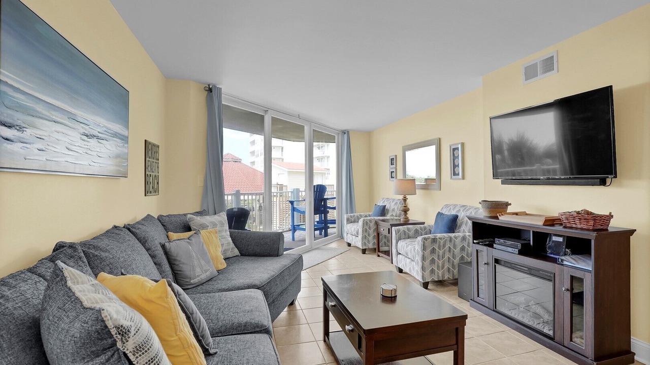 Photo of Livingroom in Sneads Ferry