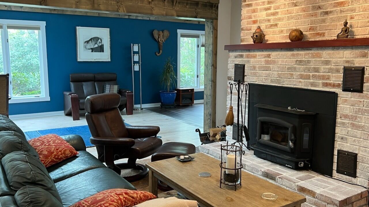 Photo of Livingroom in Linville Falls