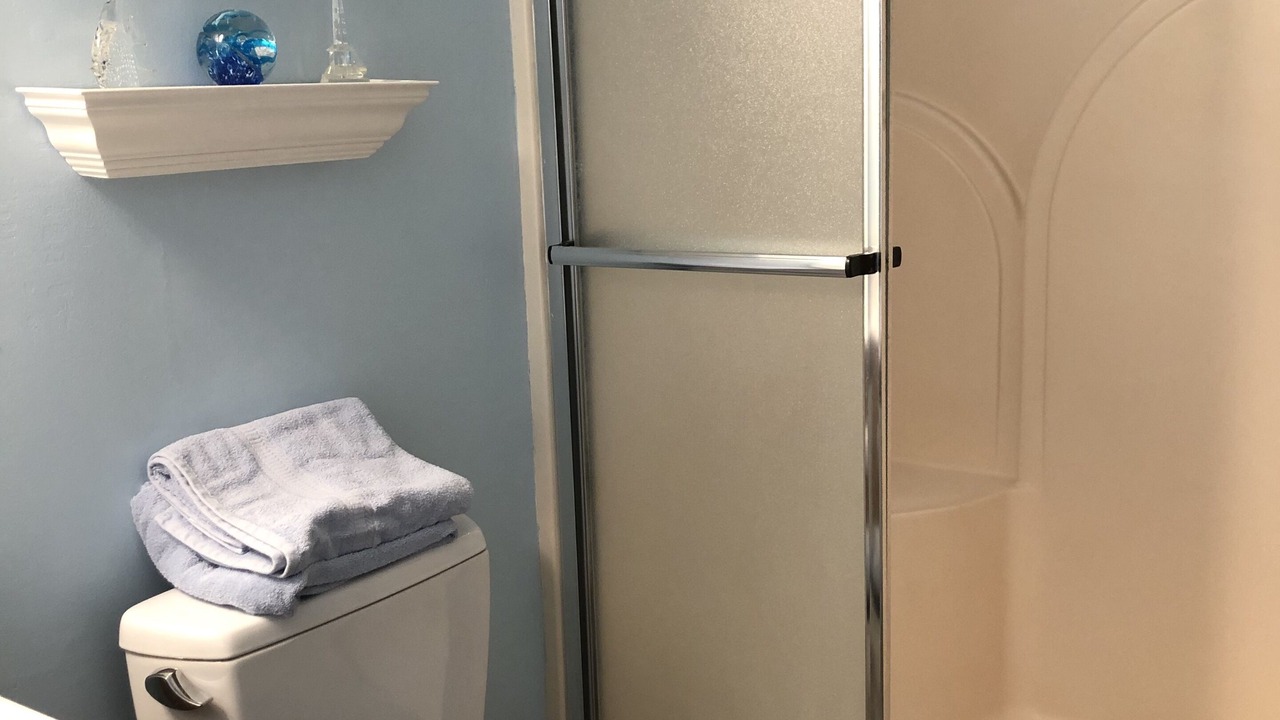 Photo of Bathroom in Emerald Isle