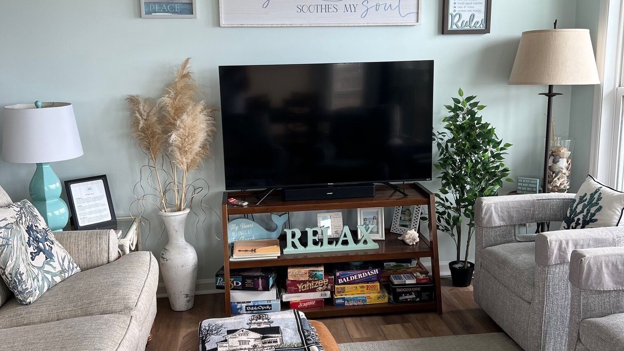 Photo of Livingroom in Emerald Isle