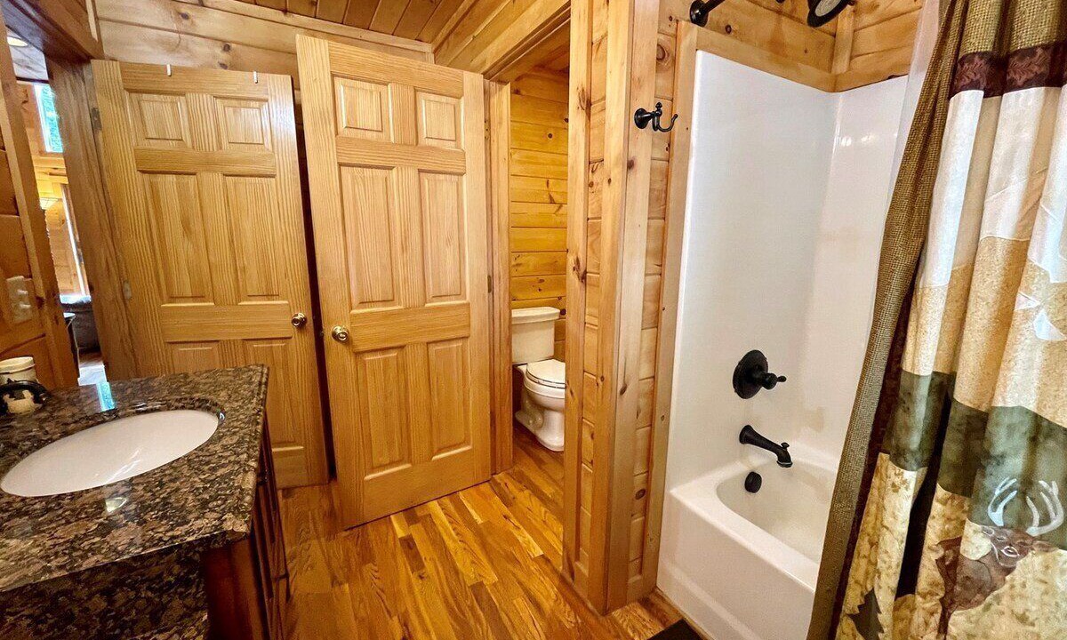 Photo of Bathroom in Lansing