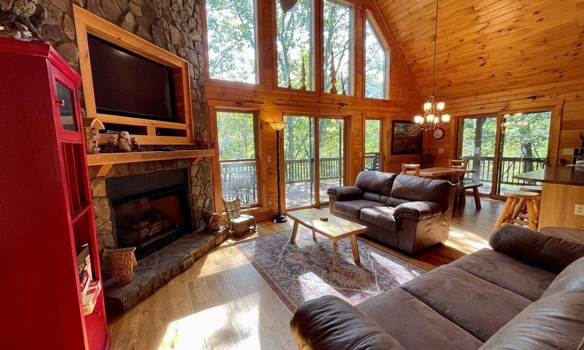 Photo of Livingroom in Lansing