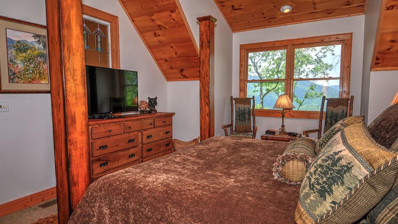 Photo of Bedroom in Waynesville