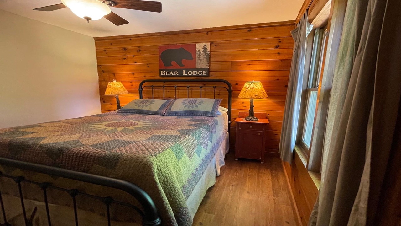 Photo of Bedroom in Maggie Valley