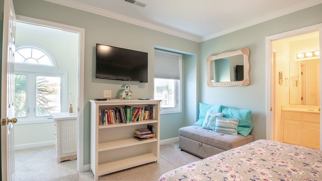 Photo of Bedroom in Kure Beach