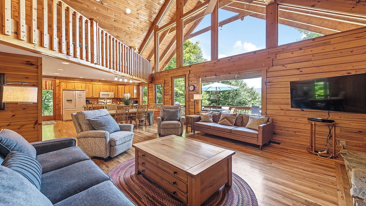 Photo of Livingroom in Maggie Valley