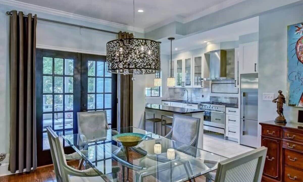 Photo of Bedroom in Myers Park