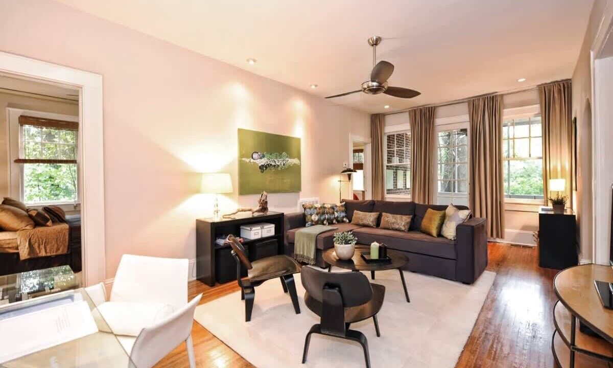 Photo of Livingroom in Cherry