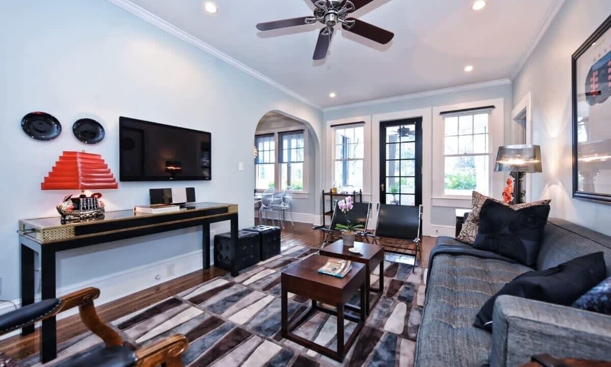 Photo of Livingroom in Cherry