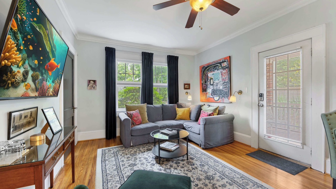 Photo of Livingroom in Dilworth