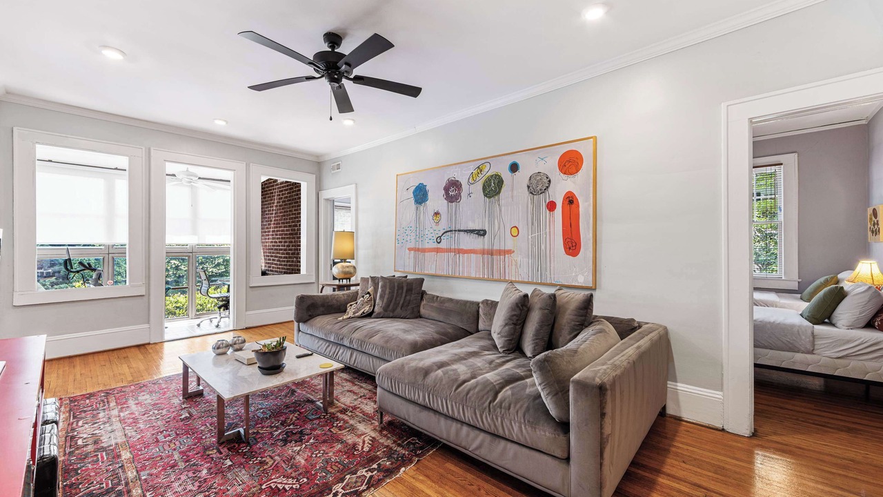 Photo of Livingroom in Cherry