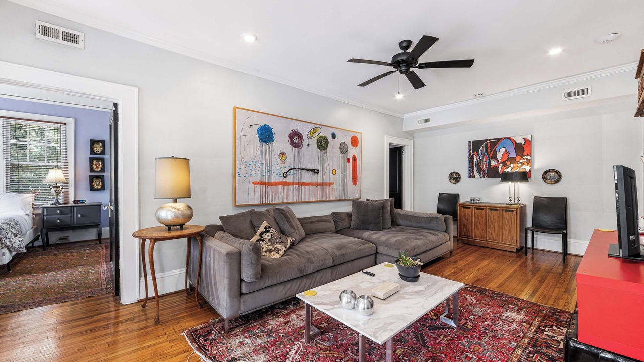 Photo of Livingroom in Cherry