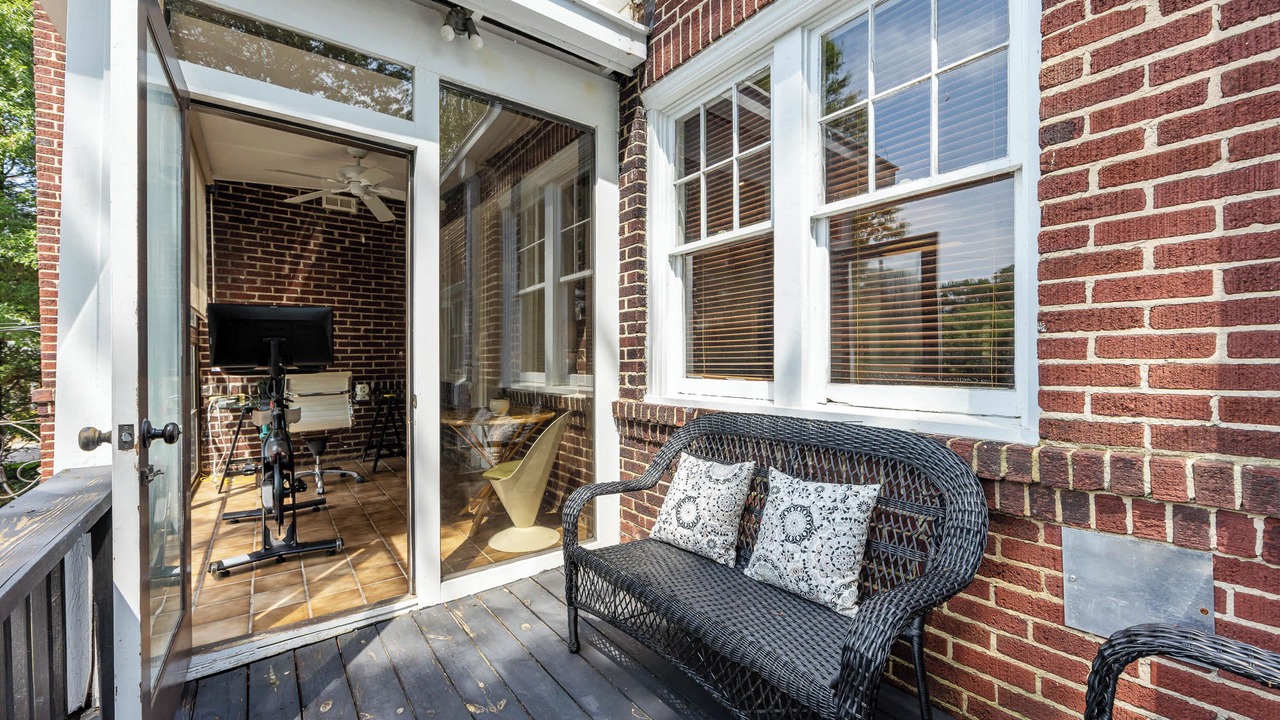 Photo of Patio Balcony in Cherry