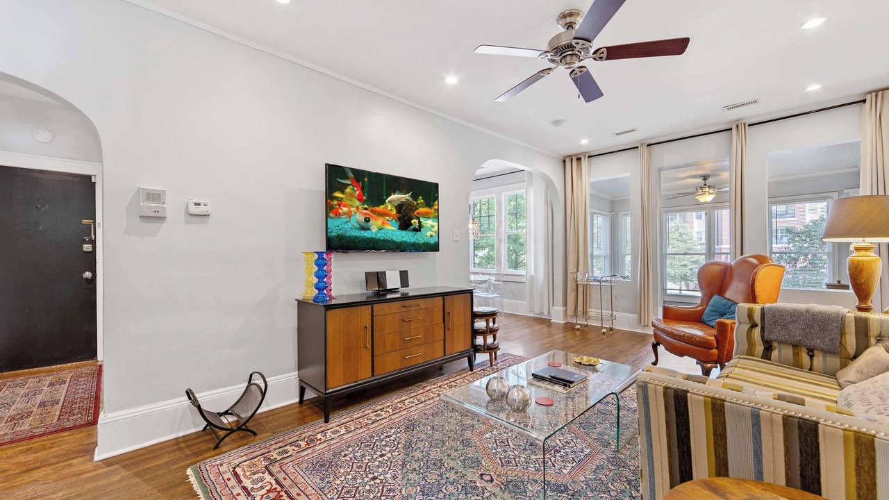 Photo of Livingroom in Cherry